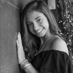 Meet your Posher, Ashlee